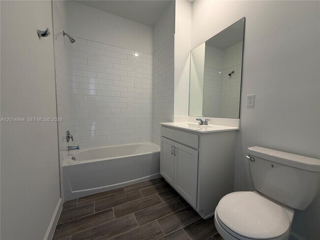 Building Photo - 3747 Harborside Ave