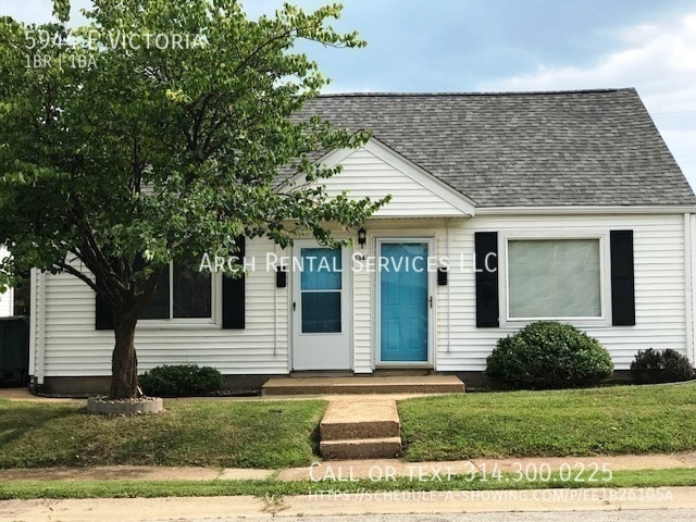Building Photo - 5944 E Victoria-