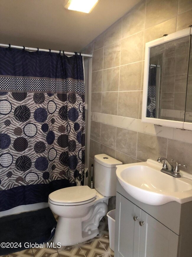 Building Photo - 277 Congress St