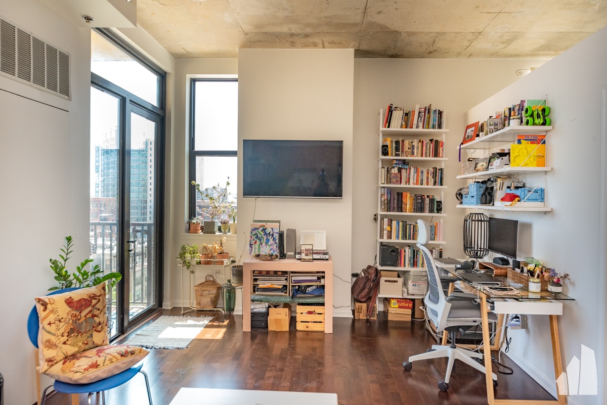 Building Photo - 1464 S Michigan Ave