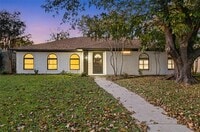 Building Photo - 6841 Arboreal Dr