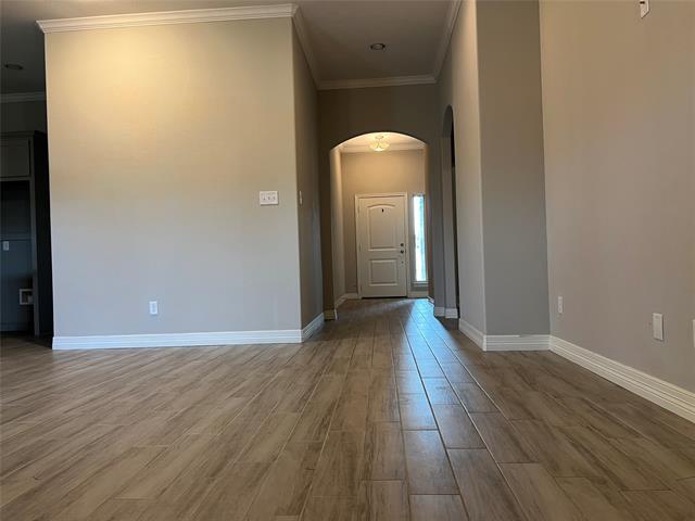 Building Photo - 148 Frank St