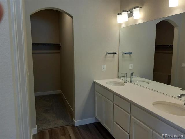 Building Photo - 10523 Summer Rdg Dr