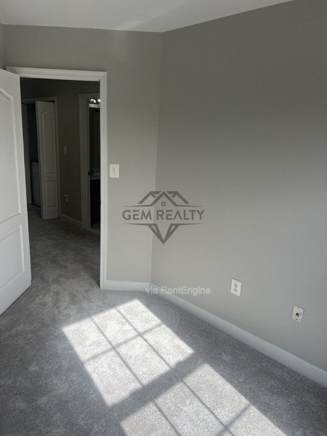 Building Photo - 3316 Broker Ln