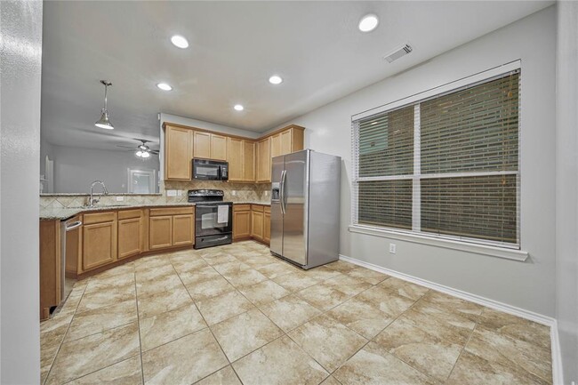 Building Photo - 3630 Avalon Spring Ln