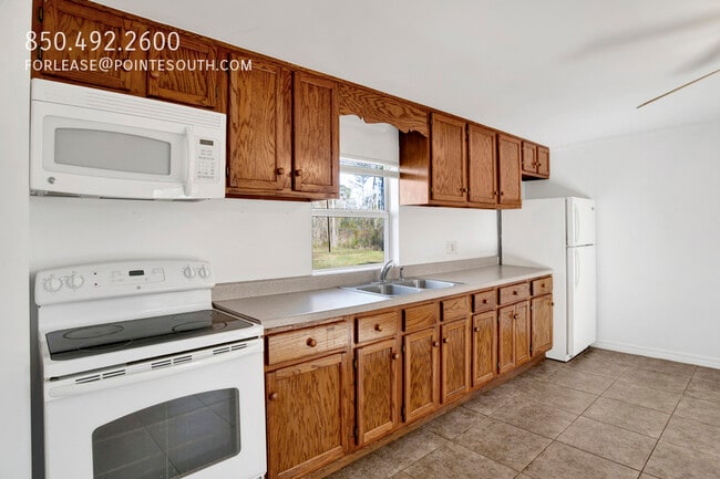 Building Photo - 11575 Co Rd 48