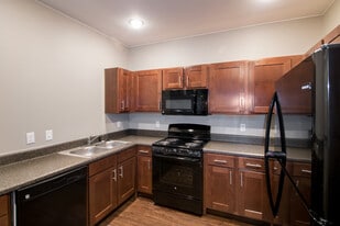 Kitchen - Reserves at Saddleback Ranch