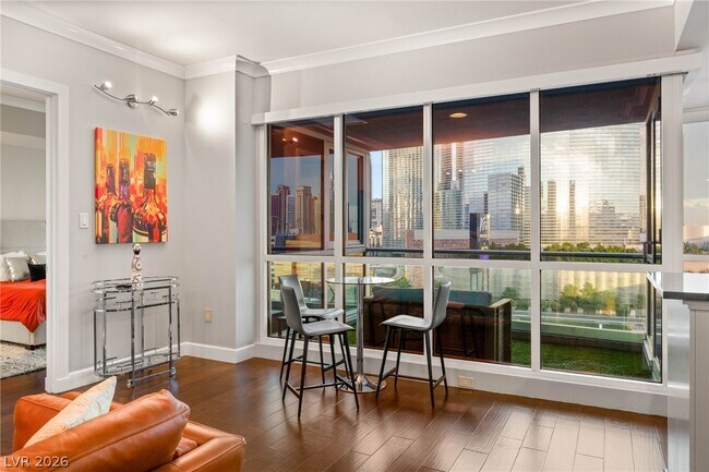 Building Photo - 4575 Dean Martin Dr