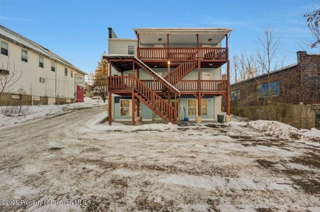 Building Photo - 144-144 Market St