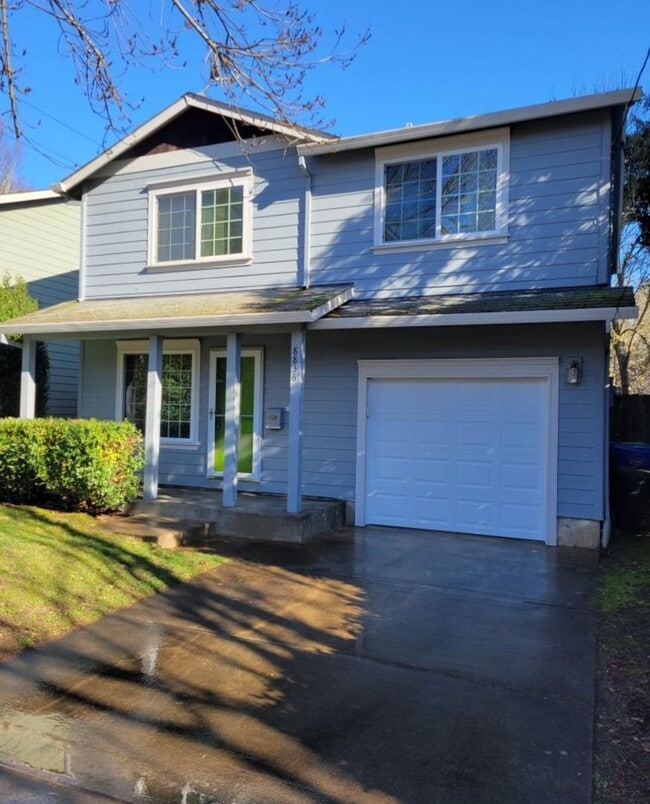 Building Photo - 100$ OFF FIRST MONTHS RENT IF A LEASE IS SIGNED BY 3/17