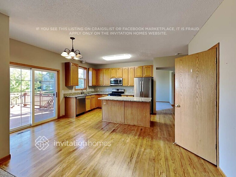 Building Photo - 2720 Autumn Woods Dr