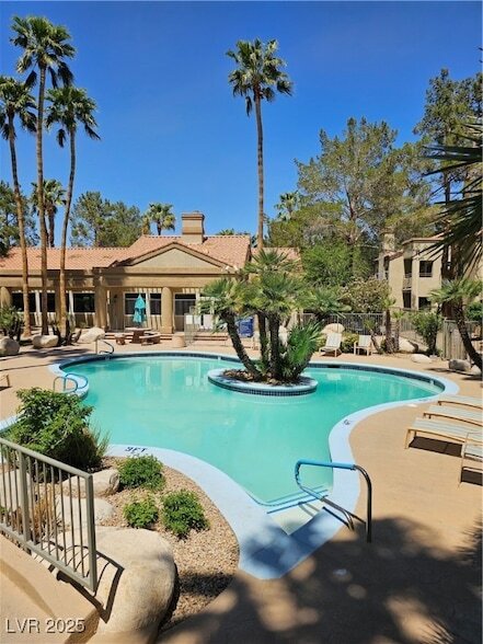 Building Photo - 3145 E Flamingo Rd