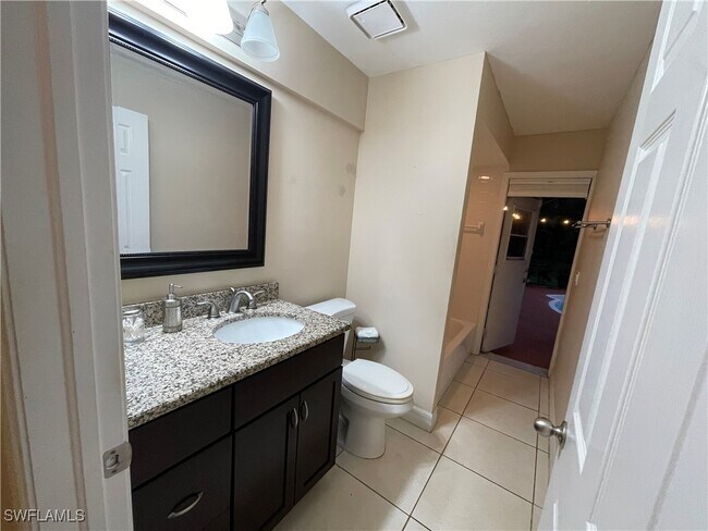 Building Photo - 5240 Cherry Wood Dr