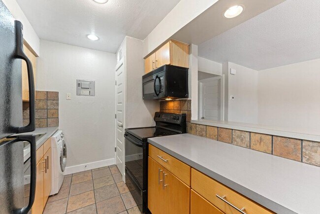 Building Photo - 3815 Guadalupe St