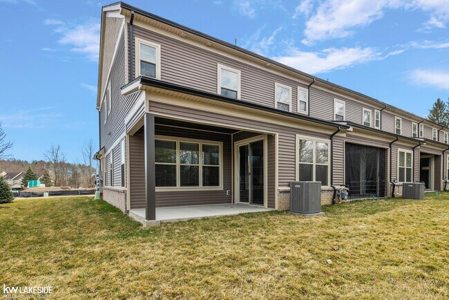 Building Photo - 11394 LANGFELD Spur