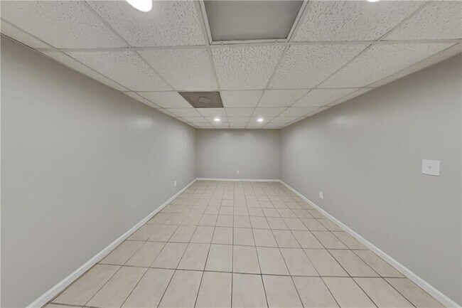 Building Photo - 3511 Autumn Farm Terrace