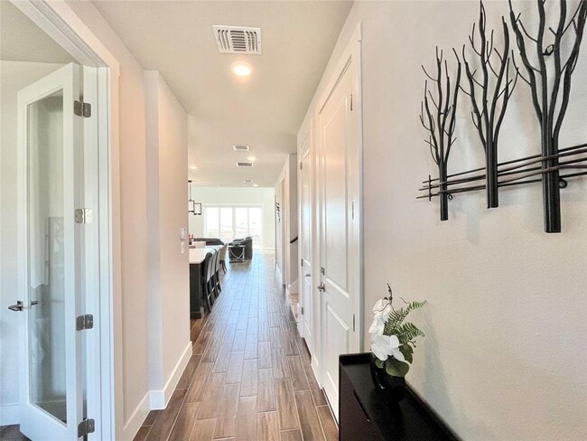 Building Photo - 8504 Pine Muhly Dr