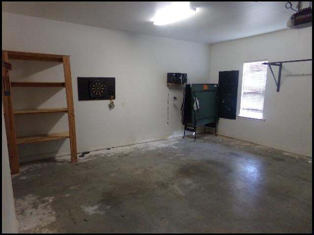 Building Photo - 3153 Stonewall Dr