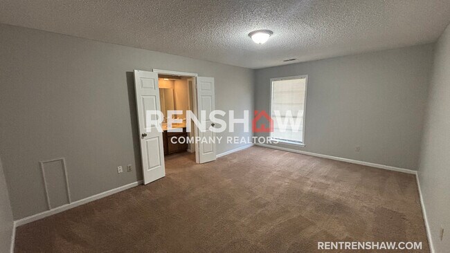 Building Photo - 4644 Benoit Dr