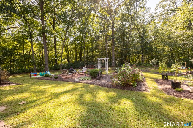 Building Photo - 7 Stephens Ct