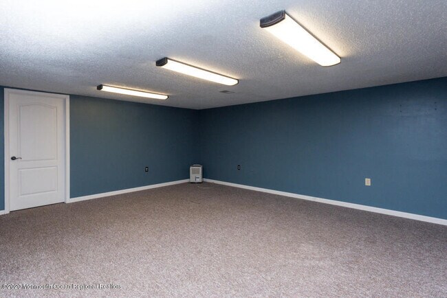 Building Photo - 3904 Plowmans Ct