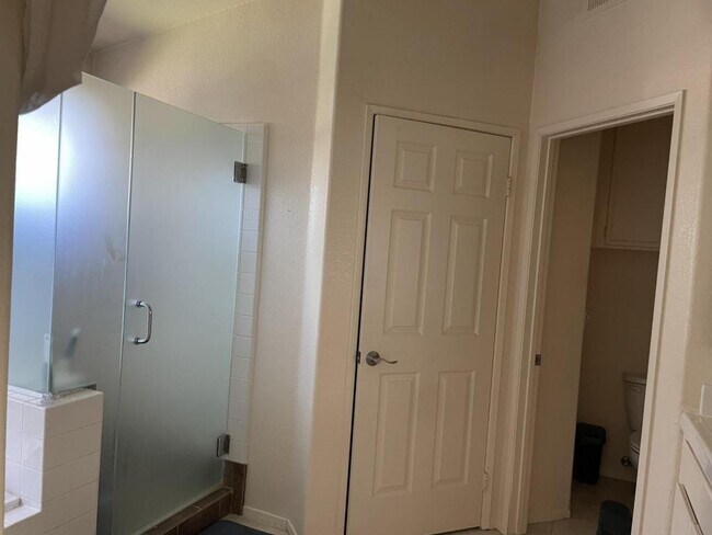 Building Photo - 11747 Ramsdell Ct