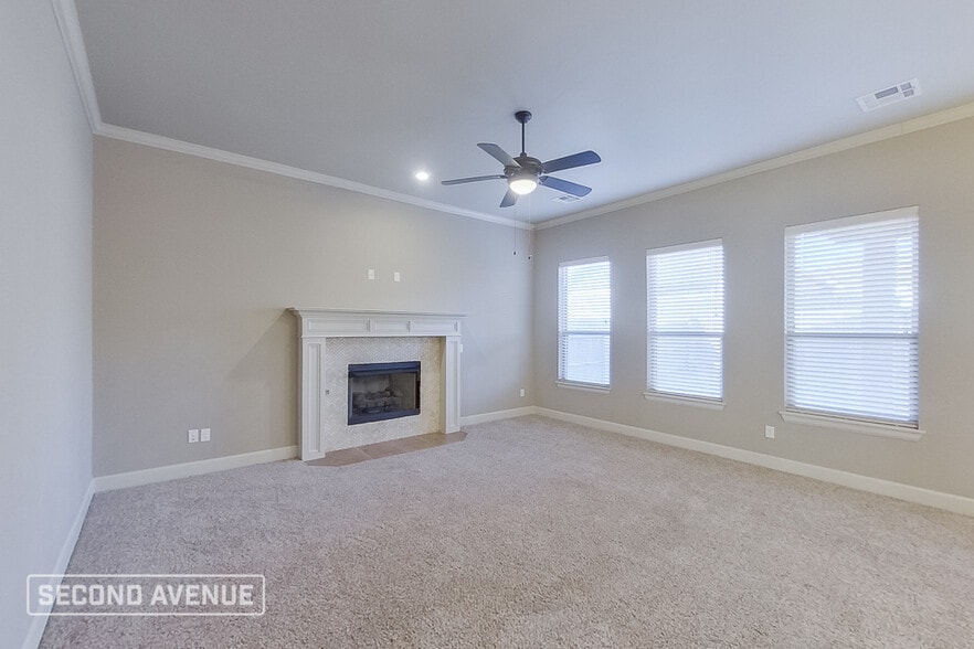 Building Photo - 15933 Sky Run Dr