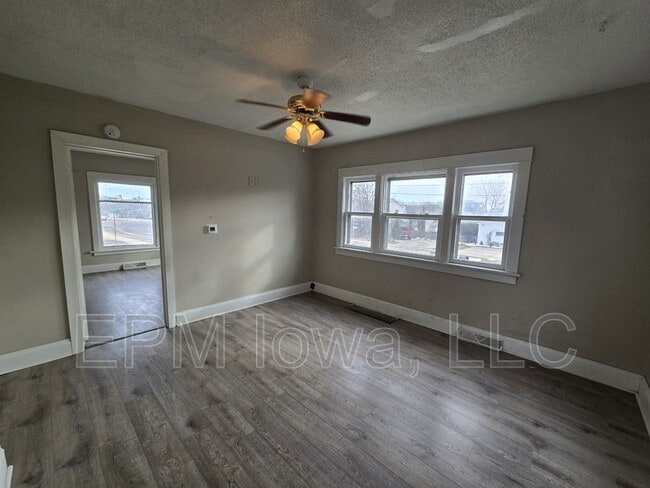 Building Photo - 1324 South St