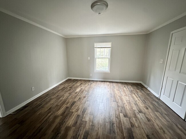 Building Photo - 1076 Green St