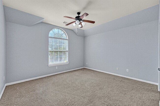 Building Photo - 14727 Bronze Finch Dr