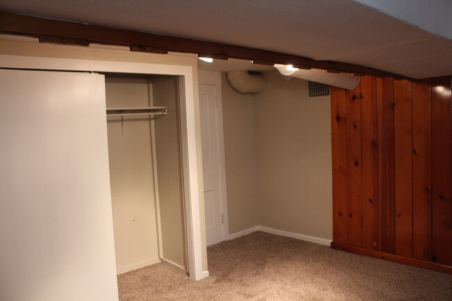 Building Photo - 295