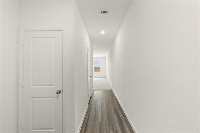 Building Photo - 5919 Sahara Dr