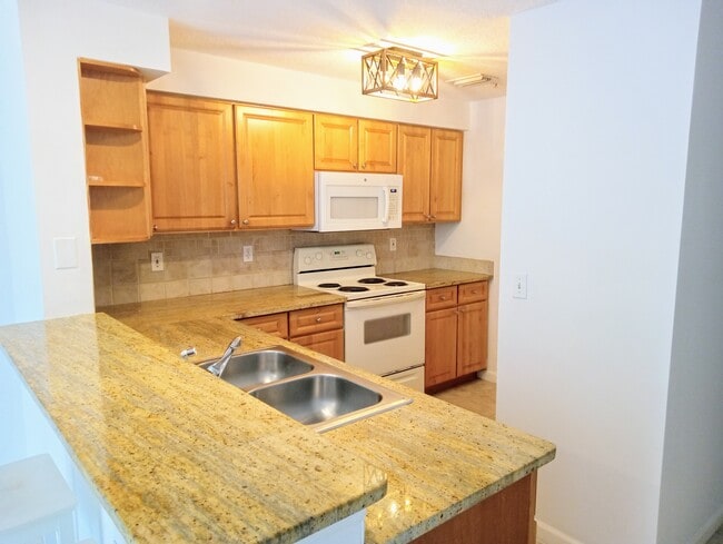 Building Photo - 2018 Alta Meadows Ln