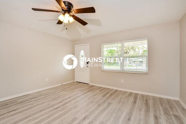 Building Photo - 4 Bedroom Pet-Friendly Home in DELAND, FL ...