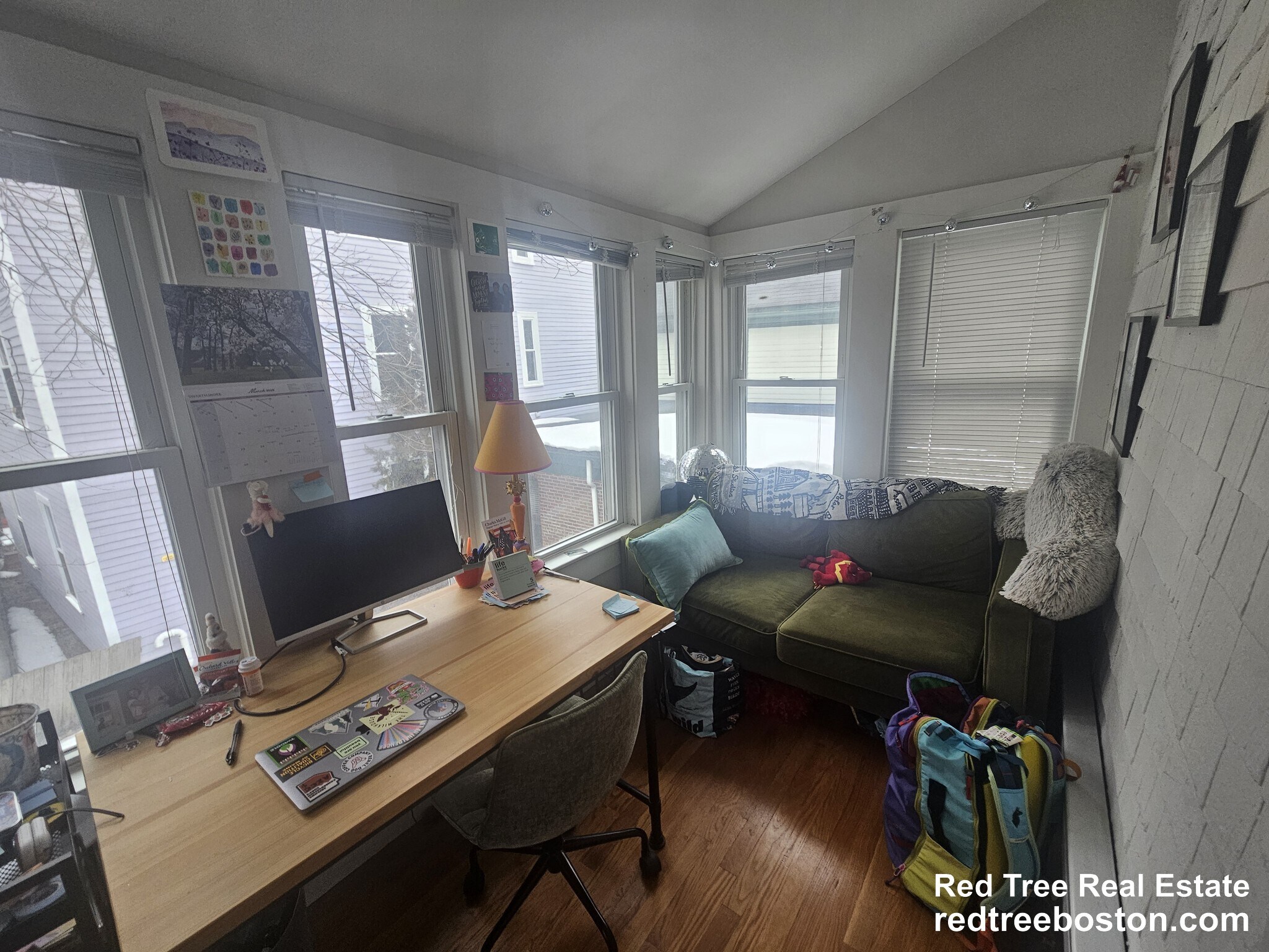 Building Photo - 7 Riverside Pl