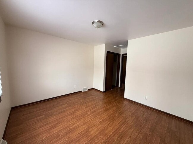 Building Photo - 3731 Kalamazoo Ave SE