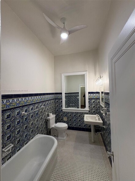 Building Photo - 3240 Morris Ln