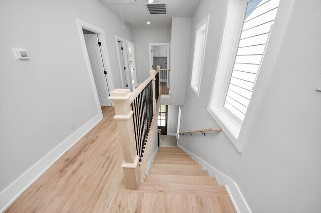 Building Photo - 6312 Milwee St