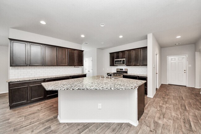 Building Photo - 8302 Rose Petals Ln