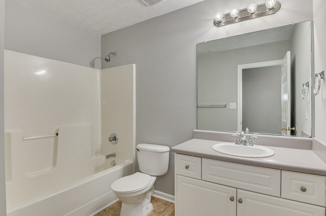 Building Photo - 7635 Pleasantville Way