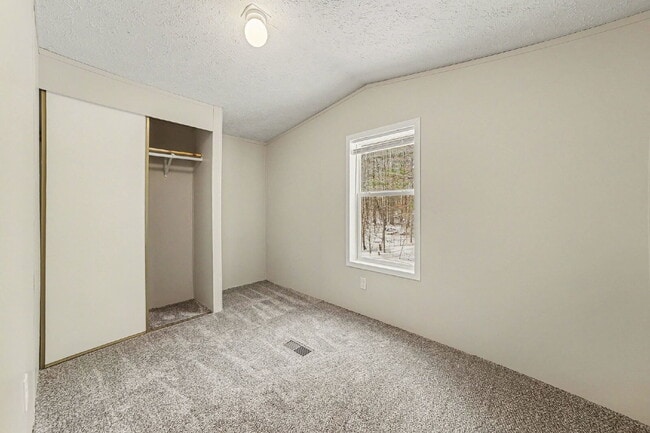 Building Photo - 3 Bedroom, 2 Bath Rental - $1450/month