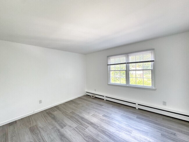 Building Photo - 21 Avenue B