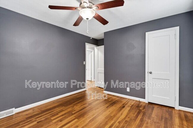 Building Photo - 3601 Normandy Rd