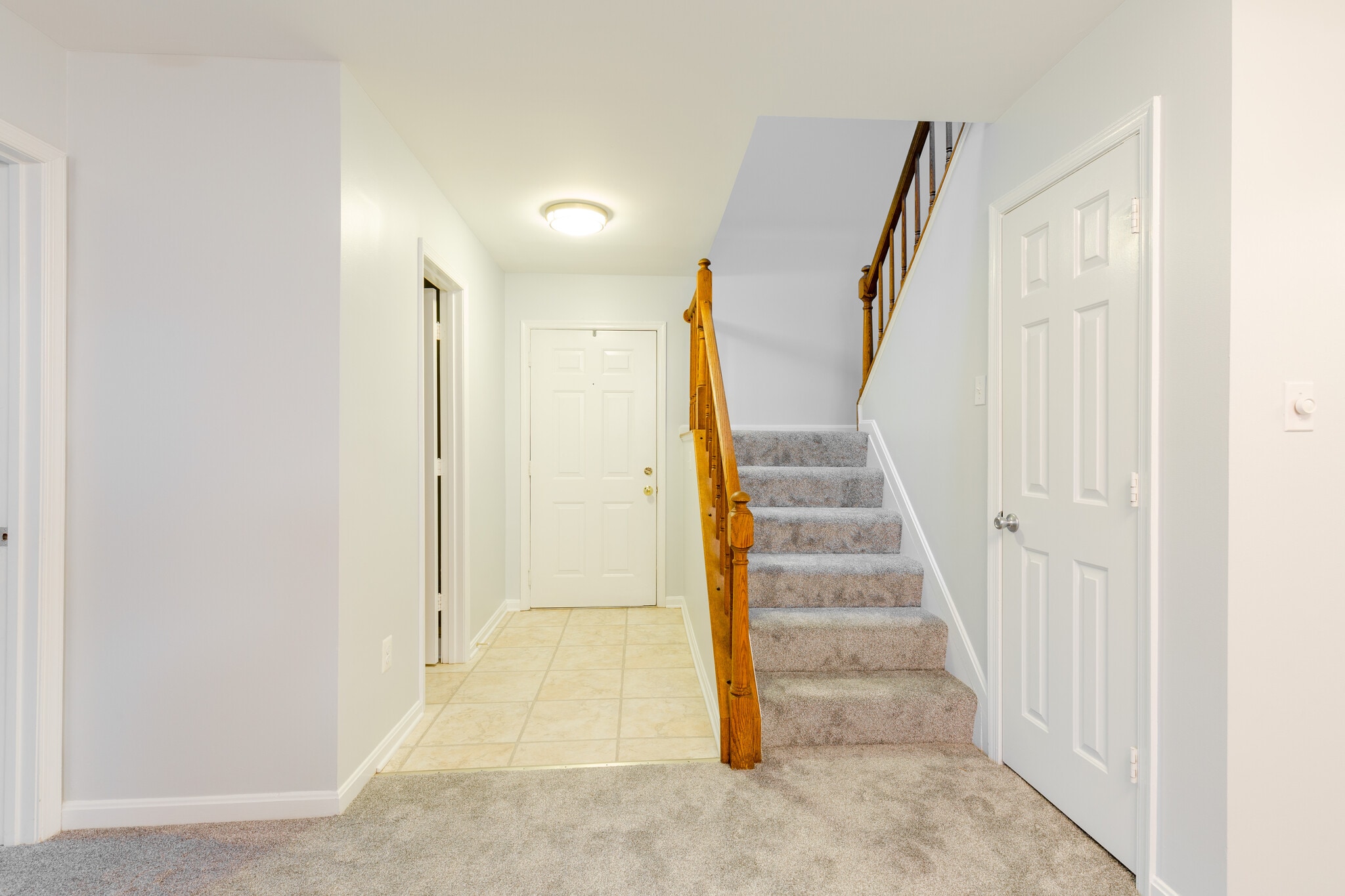 Building Photo - 2241 Lovedale Ln