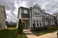 Building Photo - 8043 Rutland Village Dr