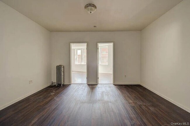 Building Photo - 72-47 Metropolitan Ave
