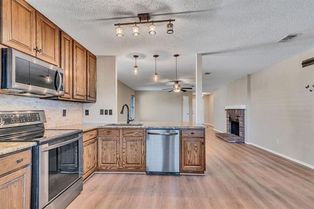 Building Photo - 2124 Blanco Ln