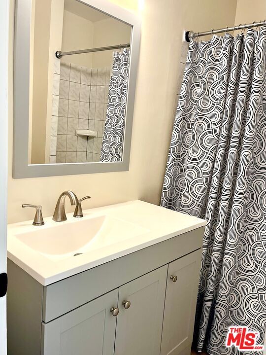 Building Photo - 1033 Euclid St