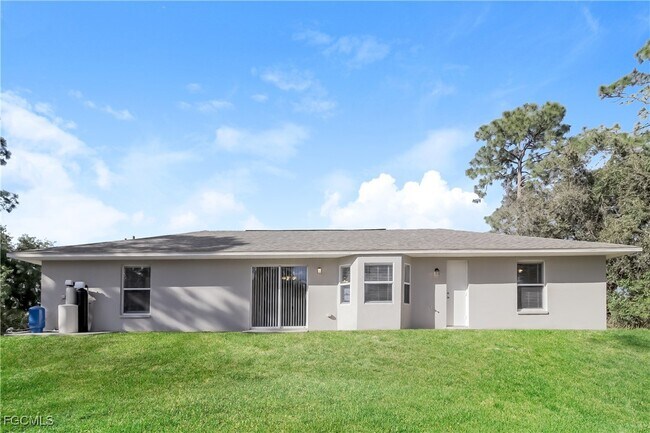 Building Photo - 3409 28th St W