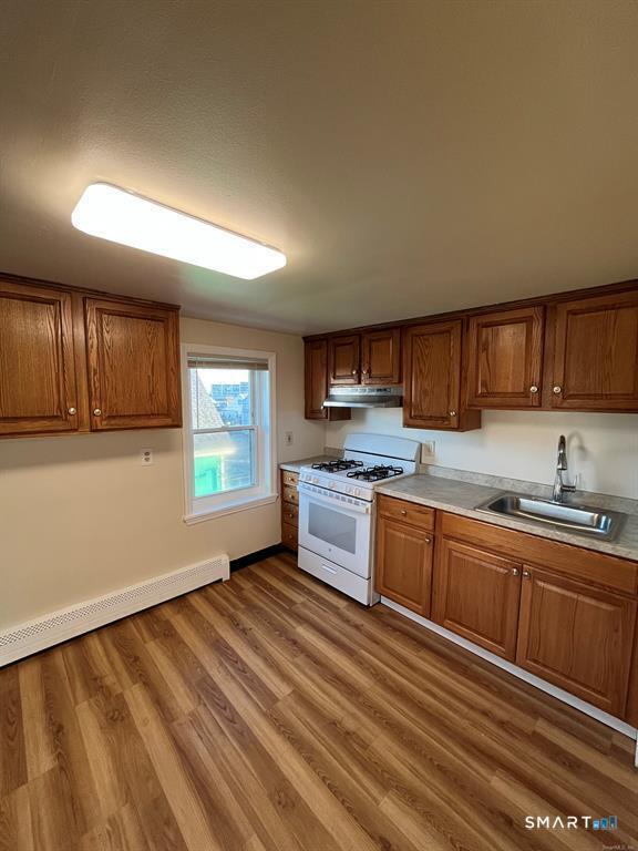 Building Photo - 6 Pleasant St